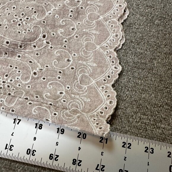 Sundance Linen Cotton Beige Eyelet Cropped Wide Leg Pants Women's Size Medium - Picture 5 of 6